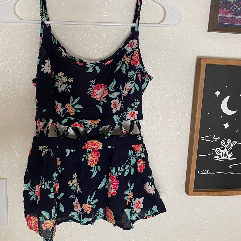 Cut out tank top